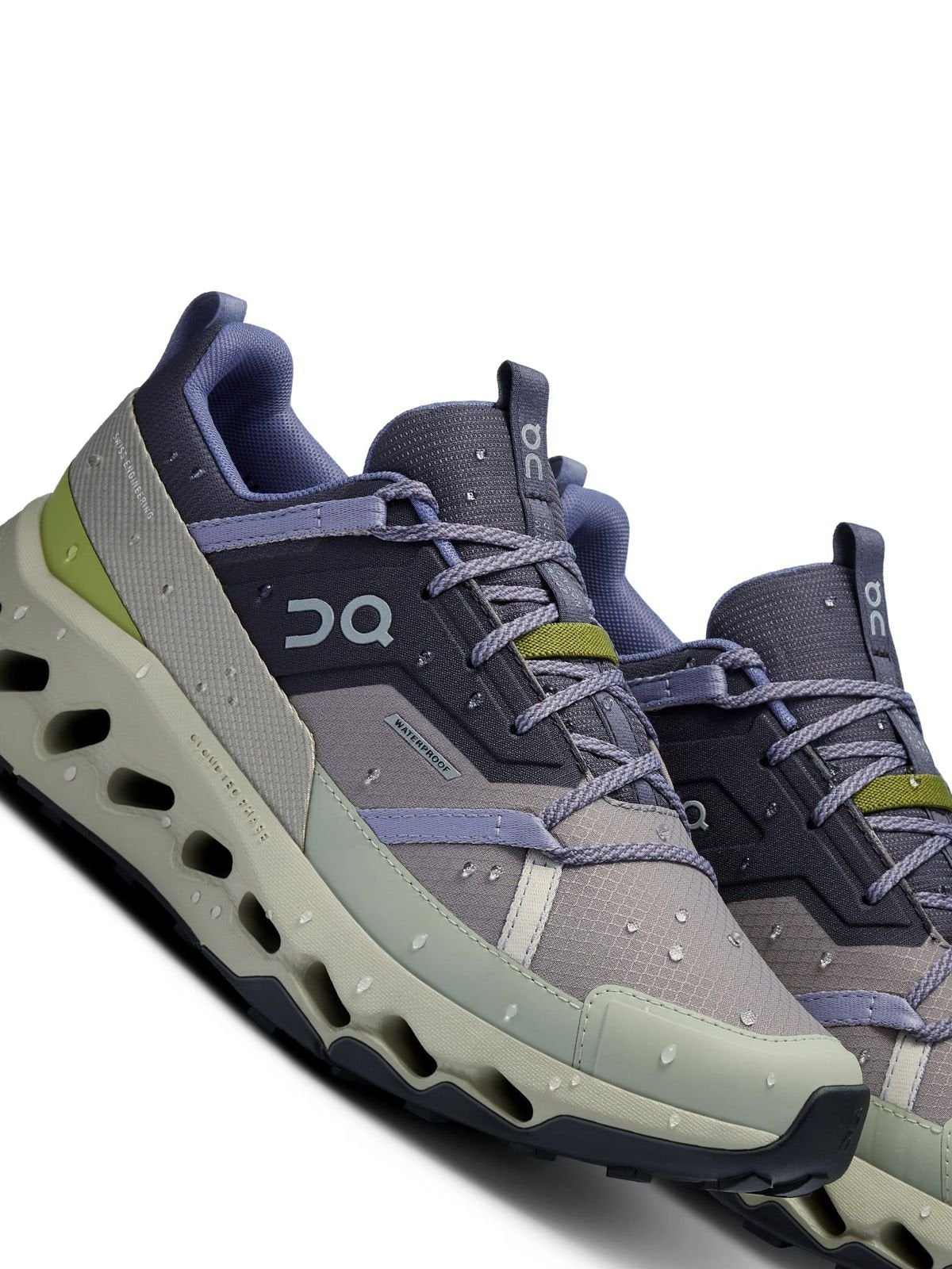 ON Cloudhorizon waterproof in grey and green