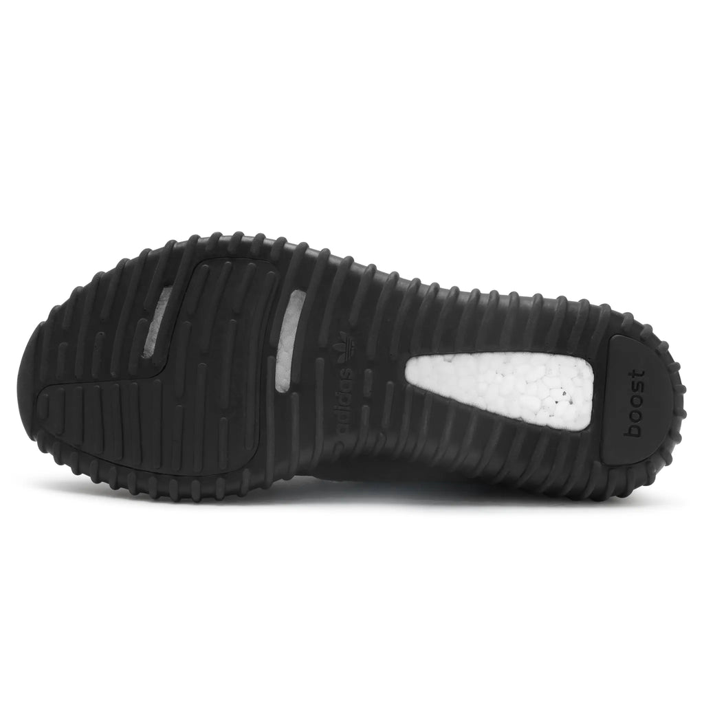 Preloved - Adidas Yeezy Boost 350 Pirate Black (2015) Sneakers