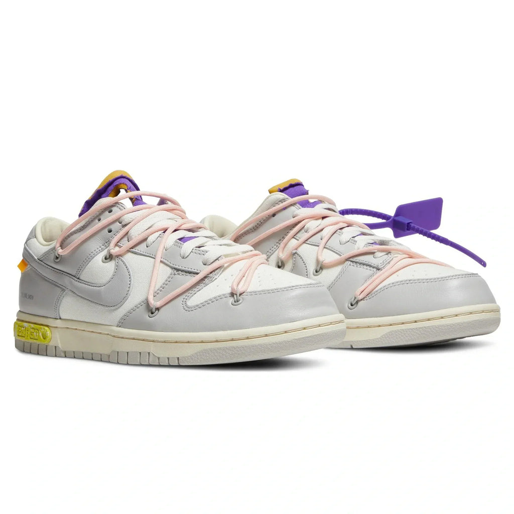 Nike x Off-White Dunk Low Lot 24 Sneakers