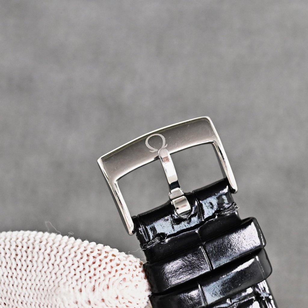 Omega Black Silver Dial Leather Strap Watch — detail