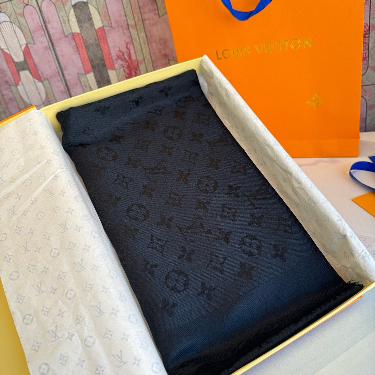 Louis Vuitton Patterned Woven Scarf — front