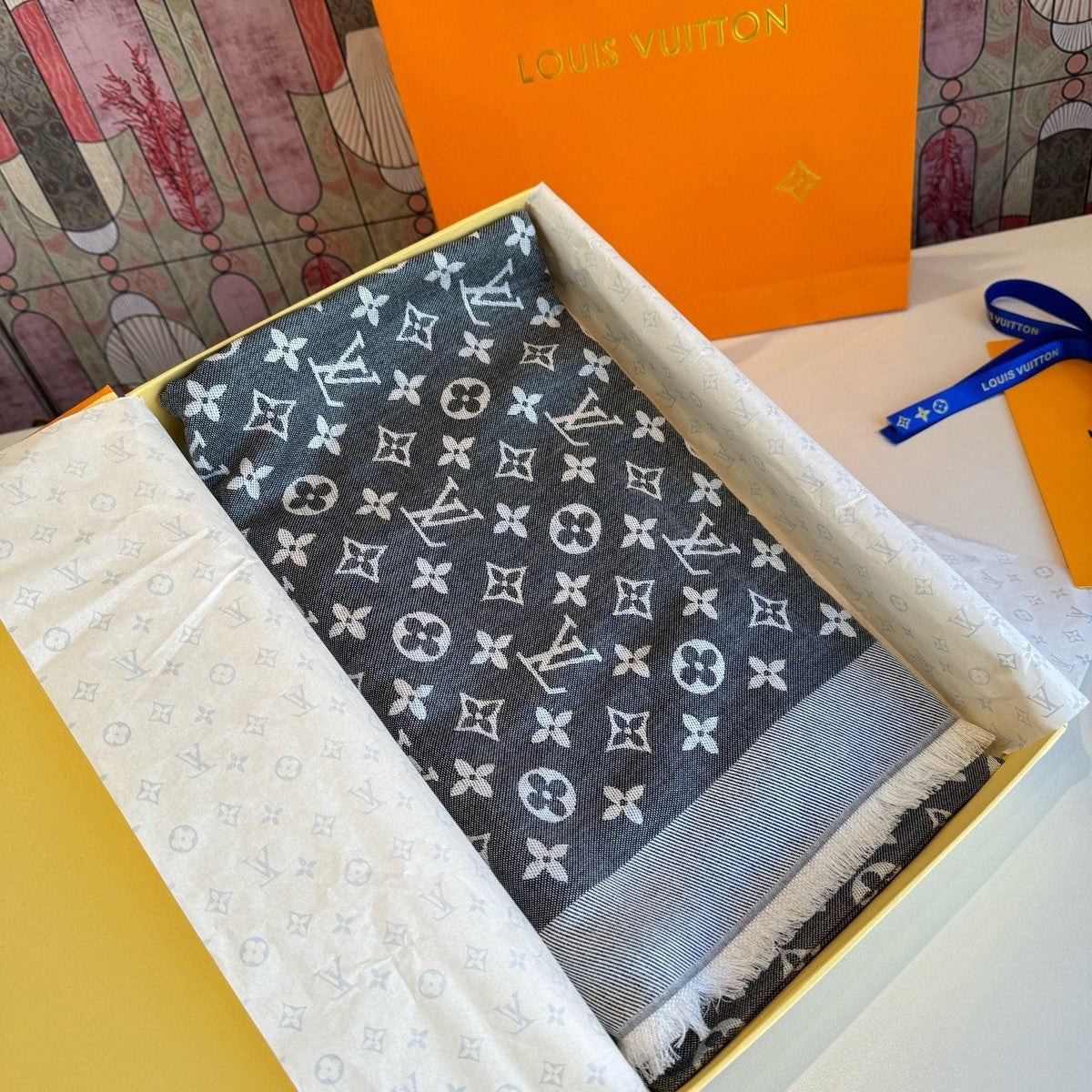 Louis Vuitton Patterned Woven Scarf — hero