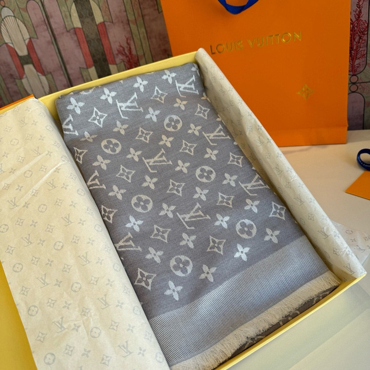 Louis Vuitton Patterned Woven Scarf — front