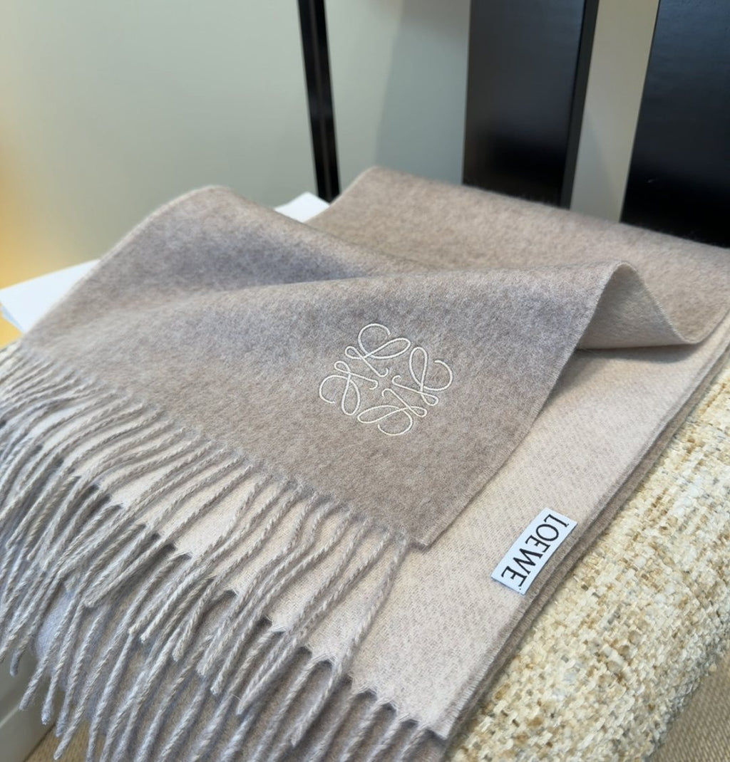 Loewe Taupe Gray Fringed Scarf — detail
