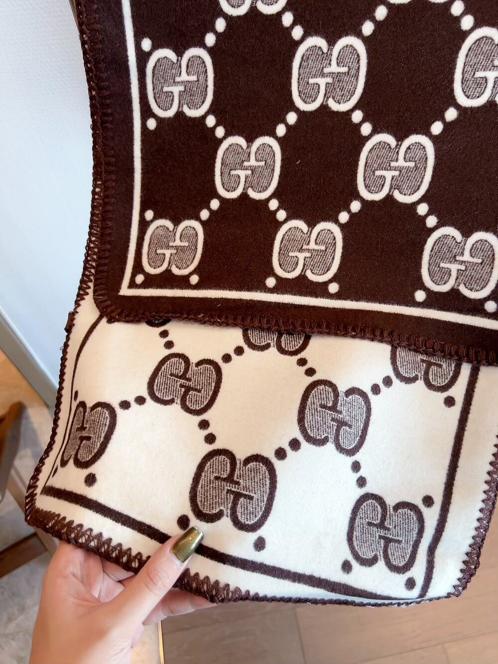 Gucci GG Monogram Scarf — detail