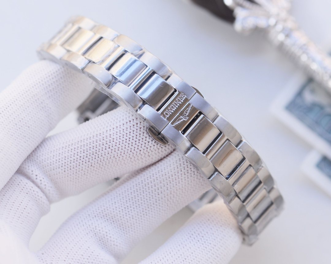 Longines Silver Rose Gold White Dial Bracelet Watch — detail