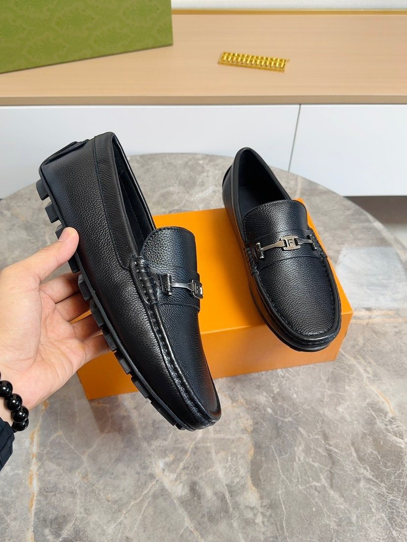 Fendi Black Metal-Hardware Loafers — side
