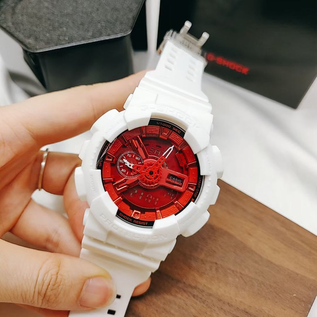 CASIO White Red Dial Watch — detail