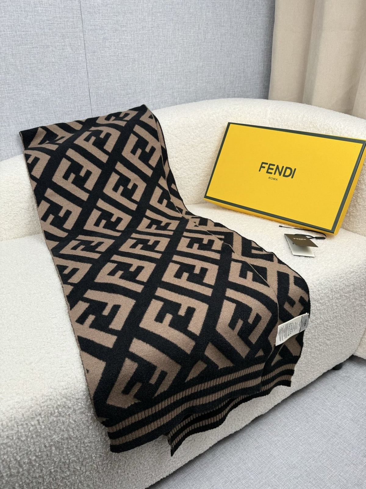 Fendi Brown and Black Geometric Knit Scarf — detail