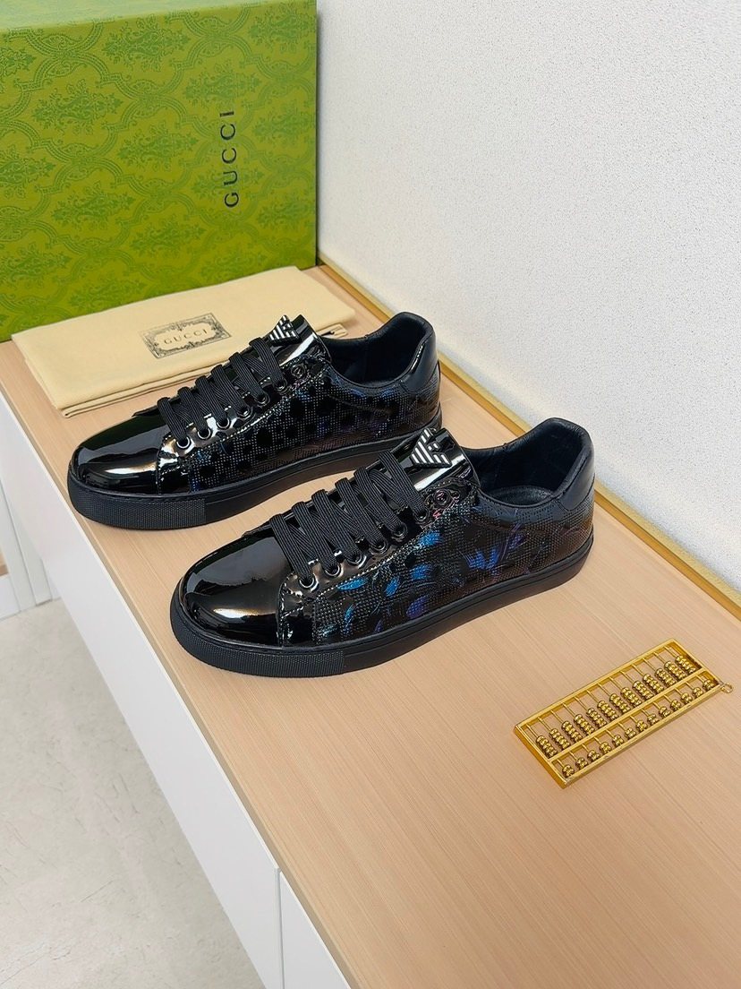 Gucci Men's Black and Dark Blue Patterned Sneakers — front