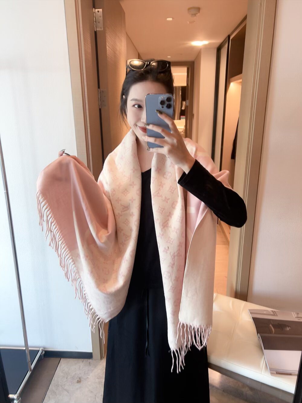 Louis Vuitton Infinity Dots Fringe Shawl — model
