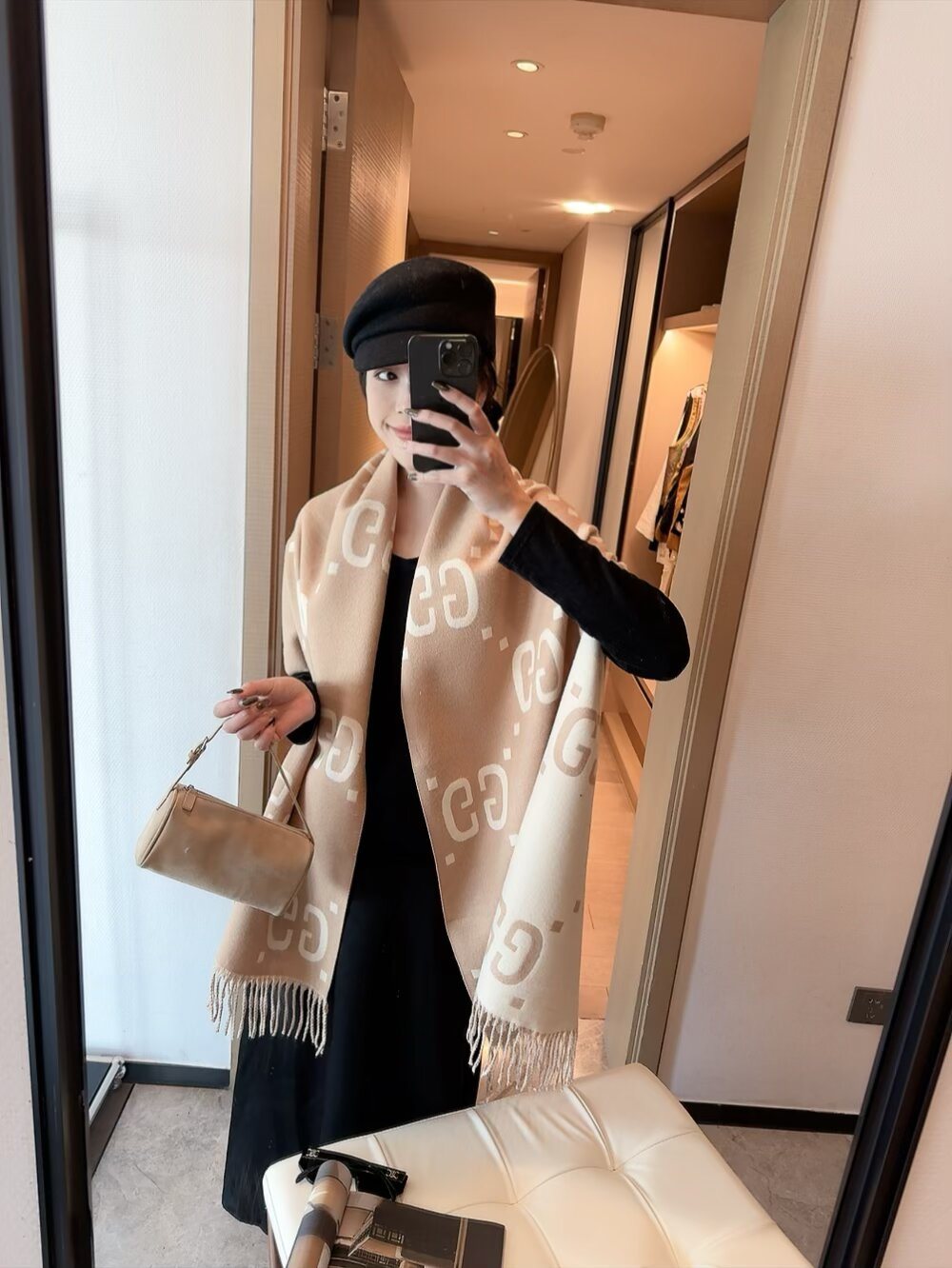 Gucci Two-Tone Fringed Scarf — hero