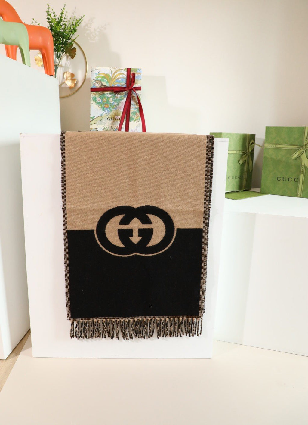 Gucci Black & Camel Beige Fringed Scarf — front