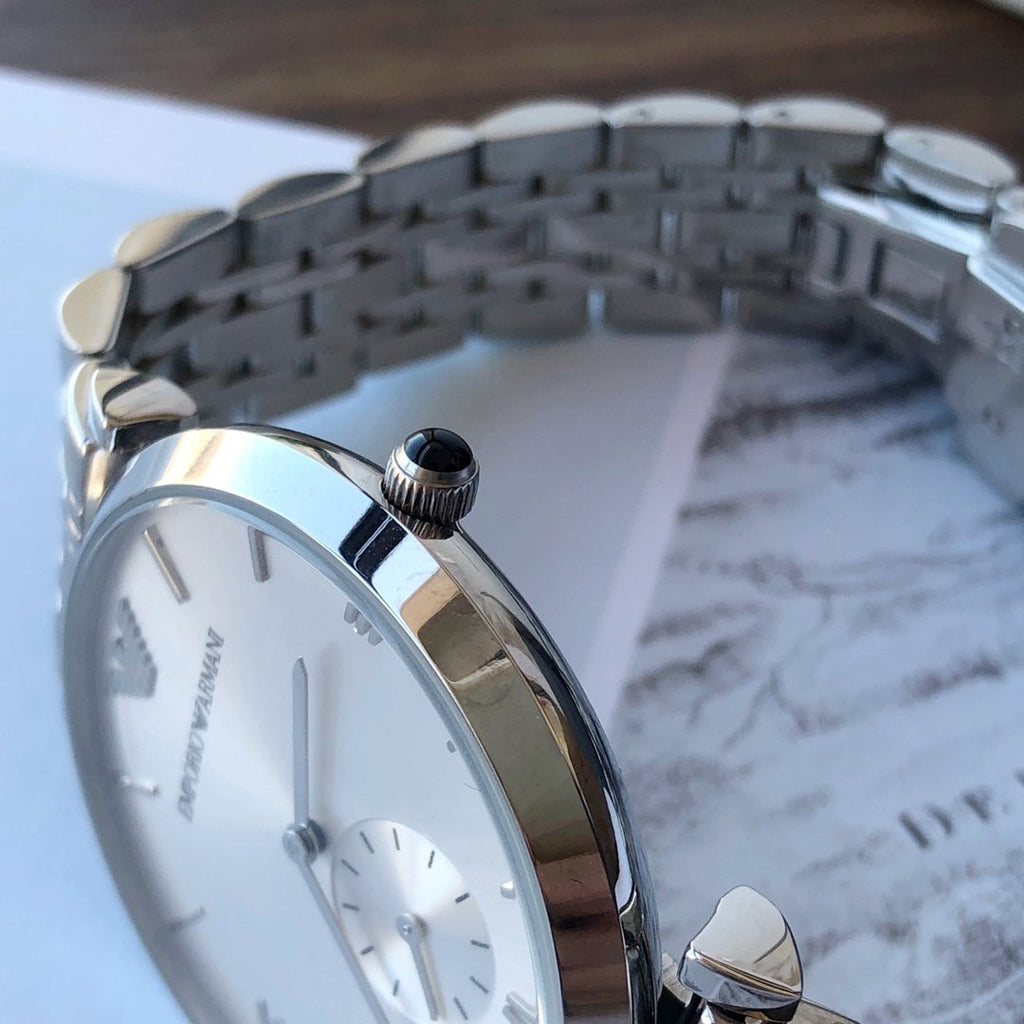 EMPORIO ARMANI White Dial Bracelet Watch — detail
