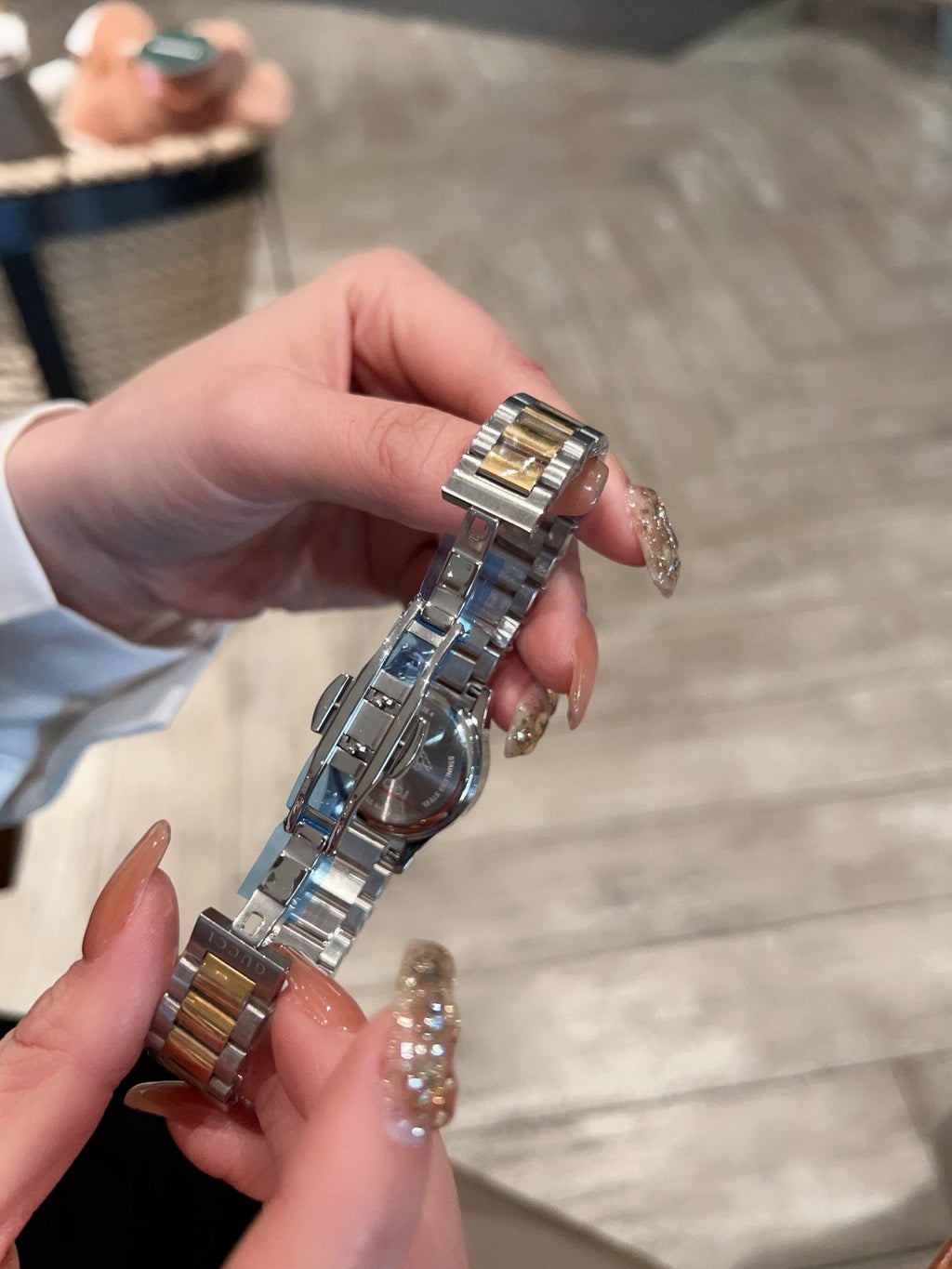 Gucci White Dial Two-Tone Bracelet Watch — back