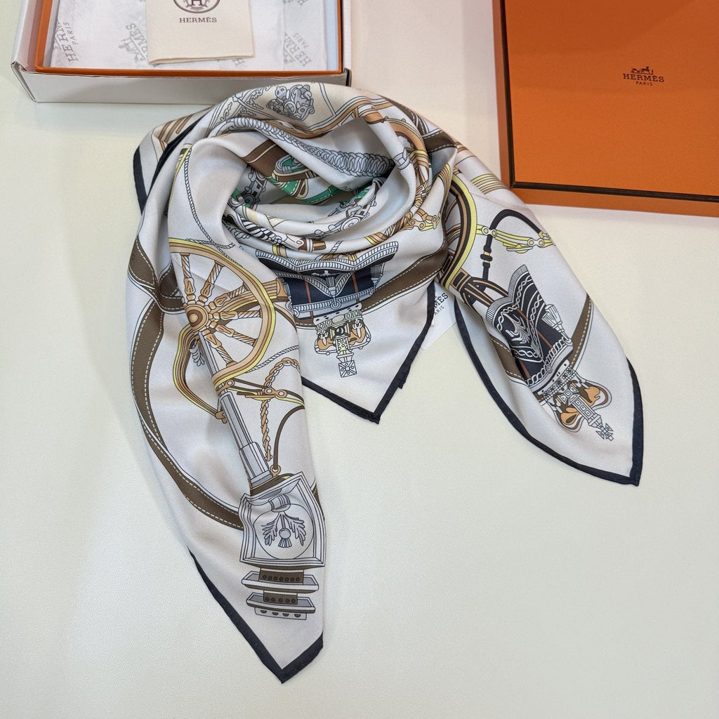 Hermès Carriage Print Silk Scarf — detail