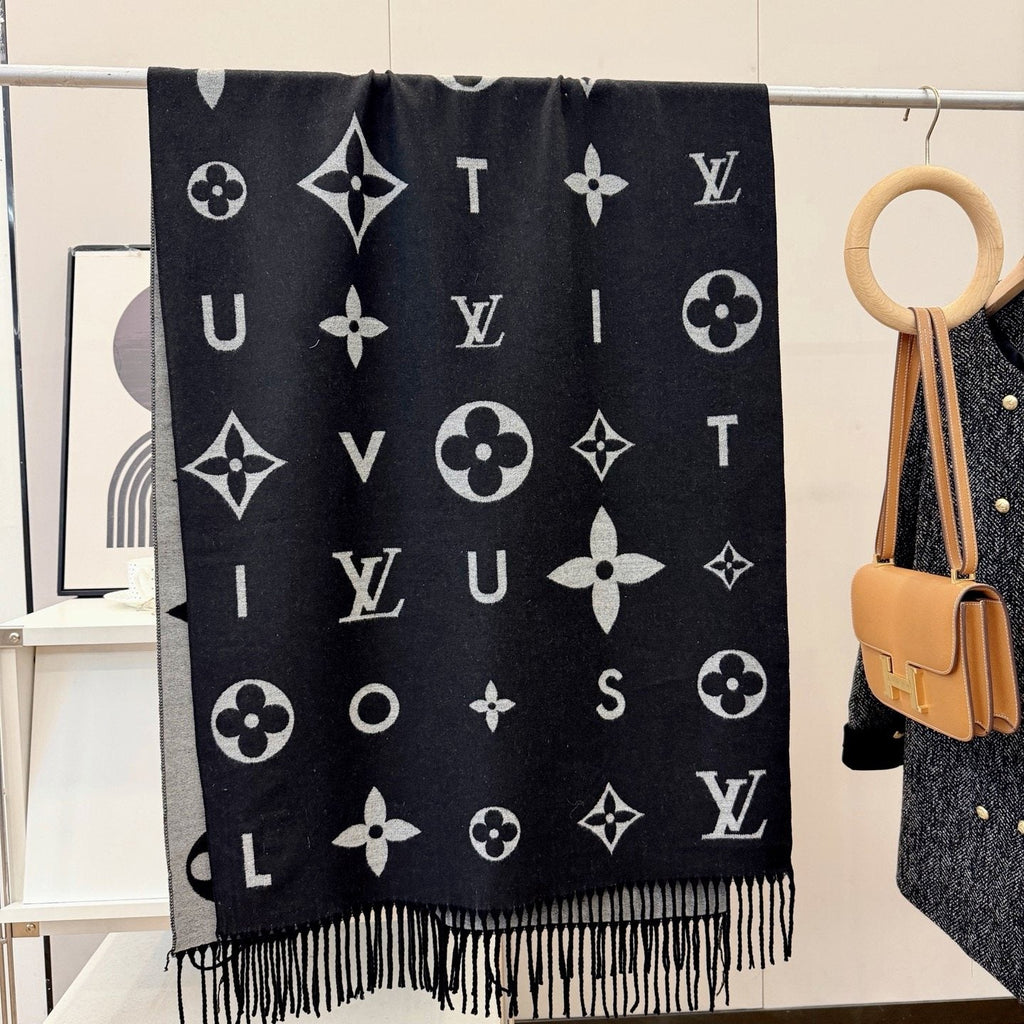 Louis Vuitton Black & Gray Patterned Scarf — hero
