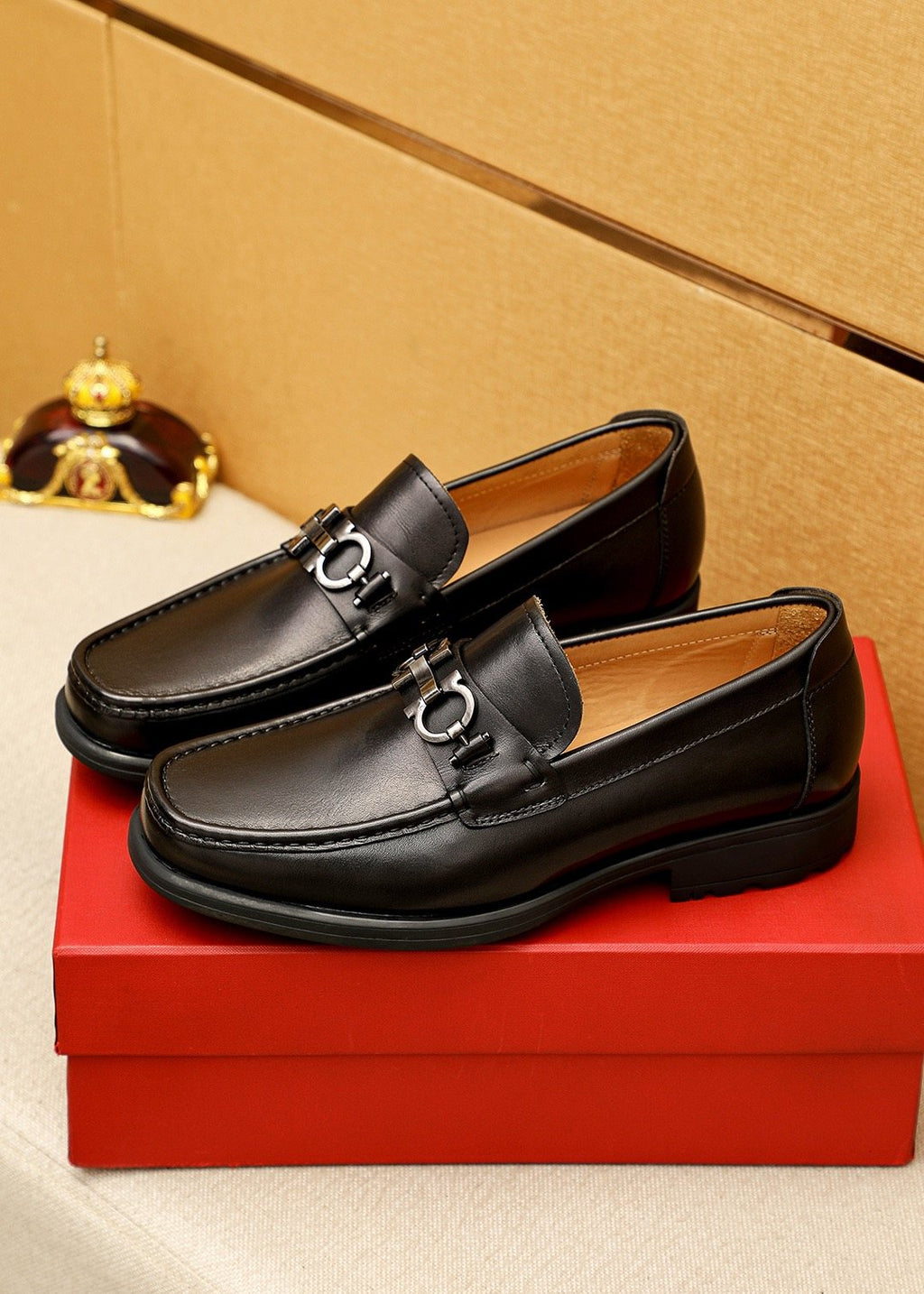 Ferragamo Black Bit Loafers — front