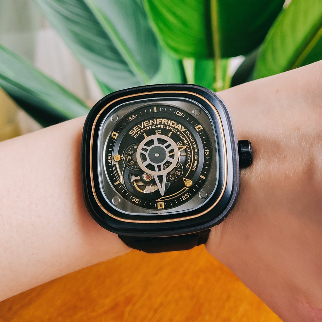 SEVENFRIDAY Black Gold Disc Dial Watch — model