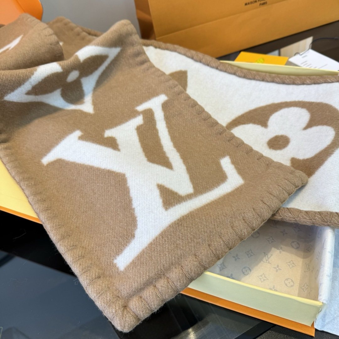 Louis Vuitton Tan & Cream Monogram Scarf — detail