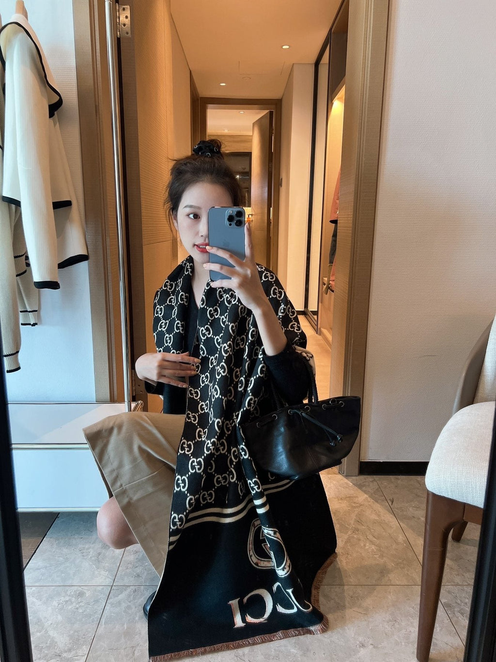 Gucci Jacquard Logo Scarf — model
