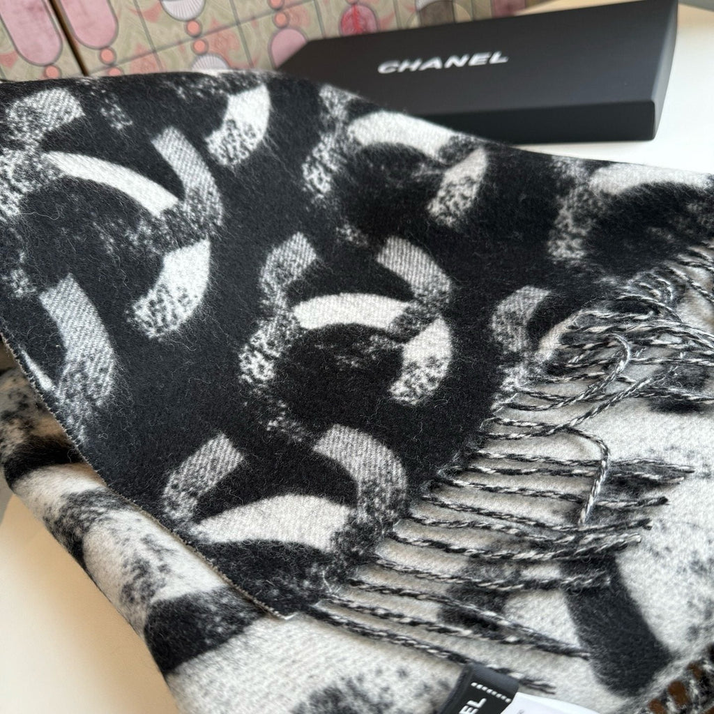 Chanel Black Fringed Patterned Scarf — detail