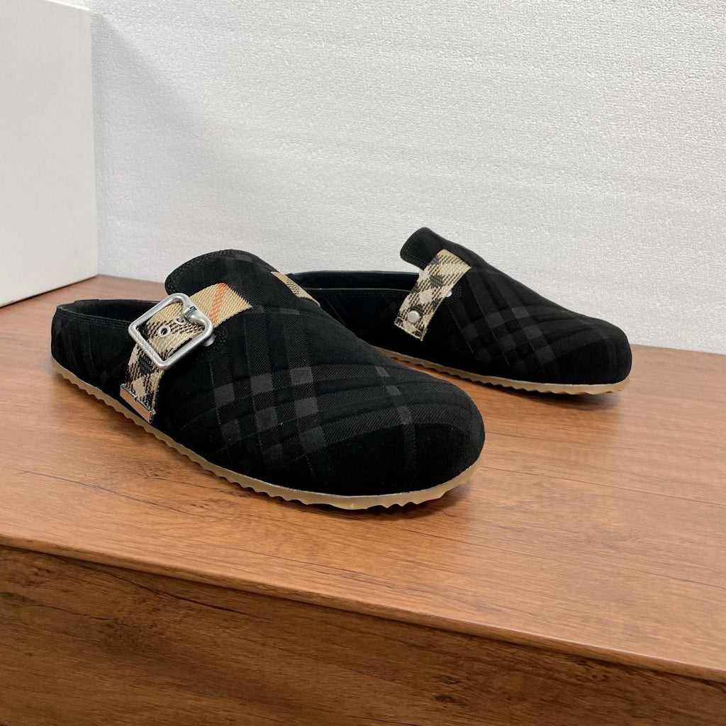 Burberry Men's Patterned Slip-On Sandals — side