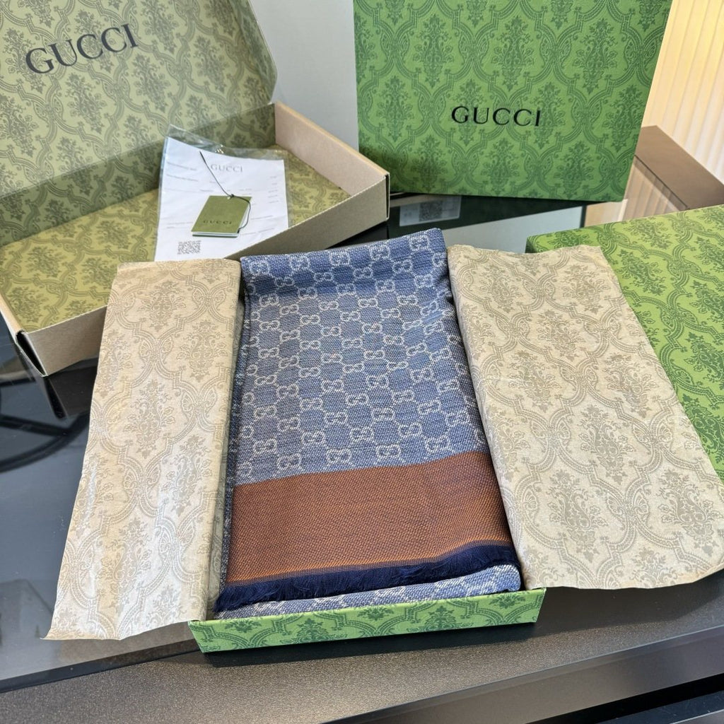 Gucci Blue-Gray Fringed Pattern Scarf — front