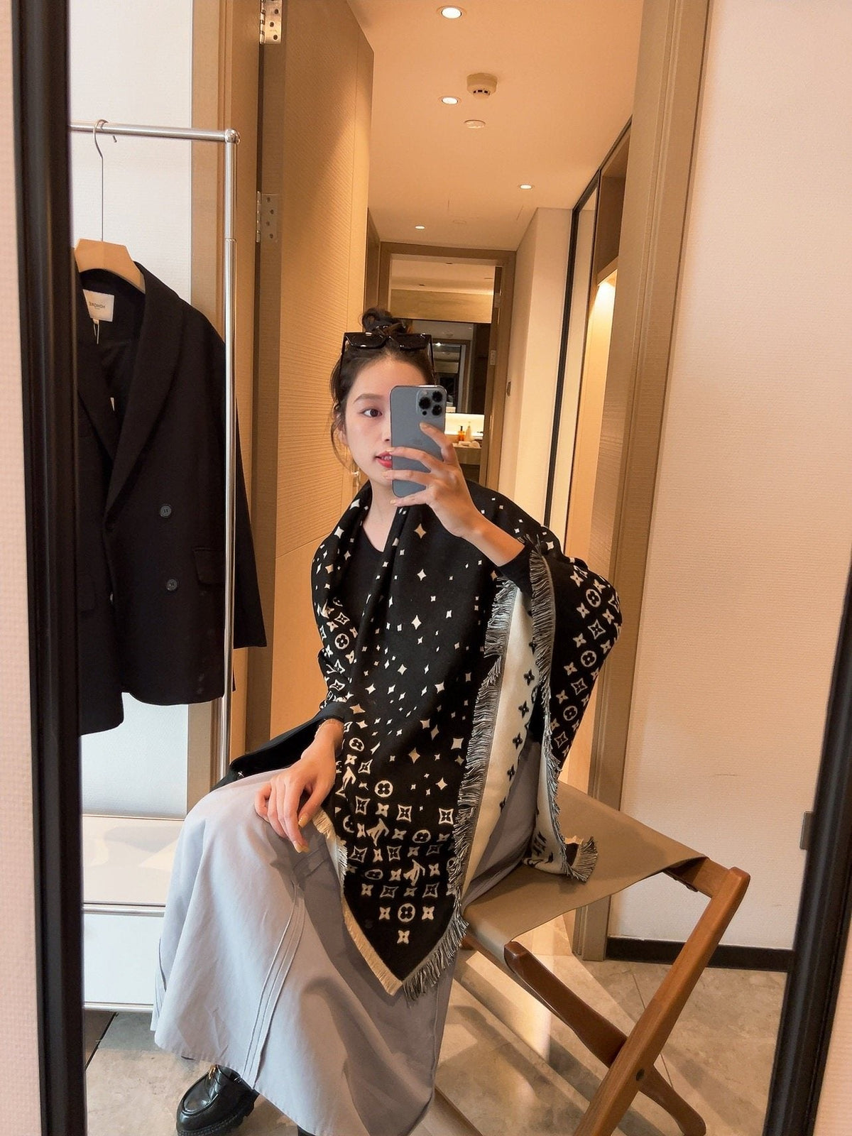 Louis Vuitton Starry Monogram Fringed Wrap — front