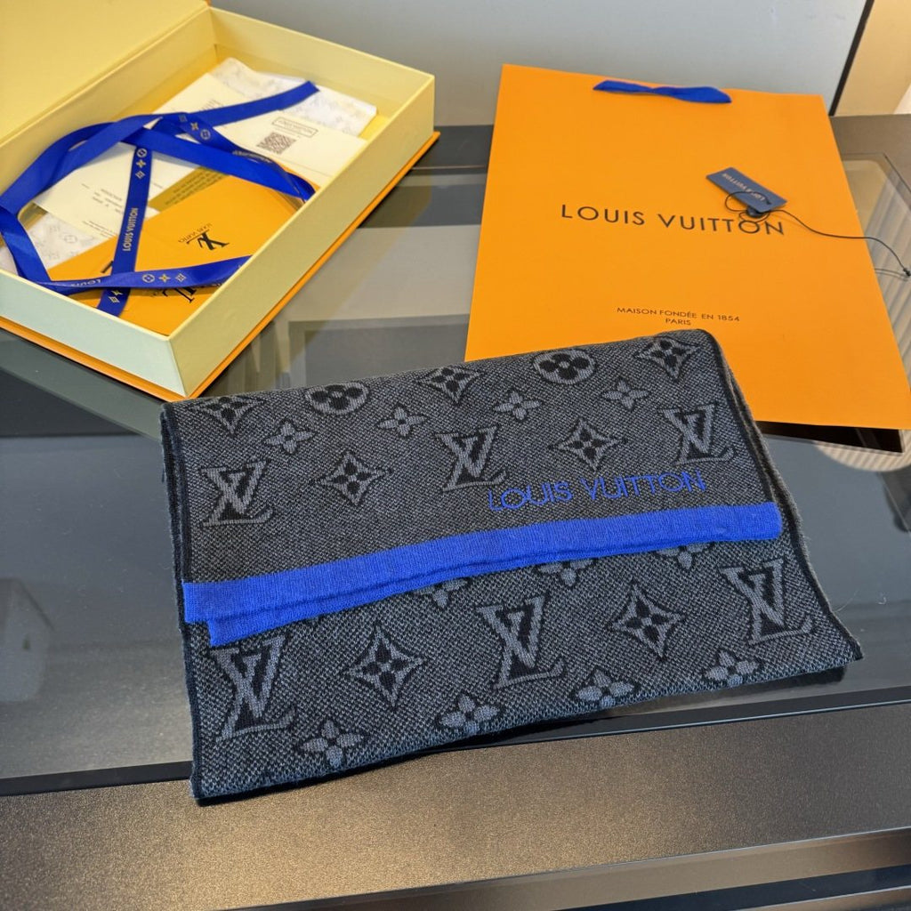 Louis Vuitton Gray Trim Knit Scarf — side
