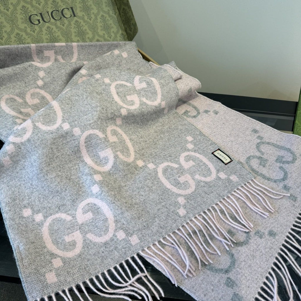 Gucci Fringed Interlocking Motif Scarf — front