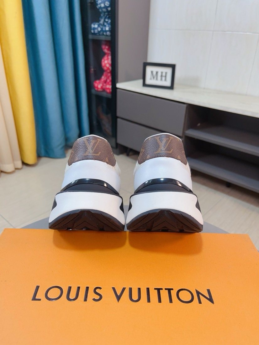 Louis Vuitton Patterned Low-Top Sneakers — back
