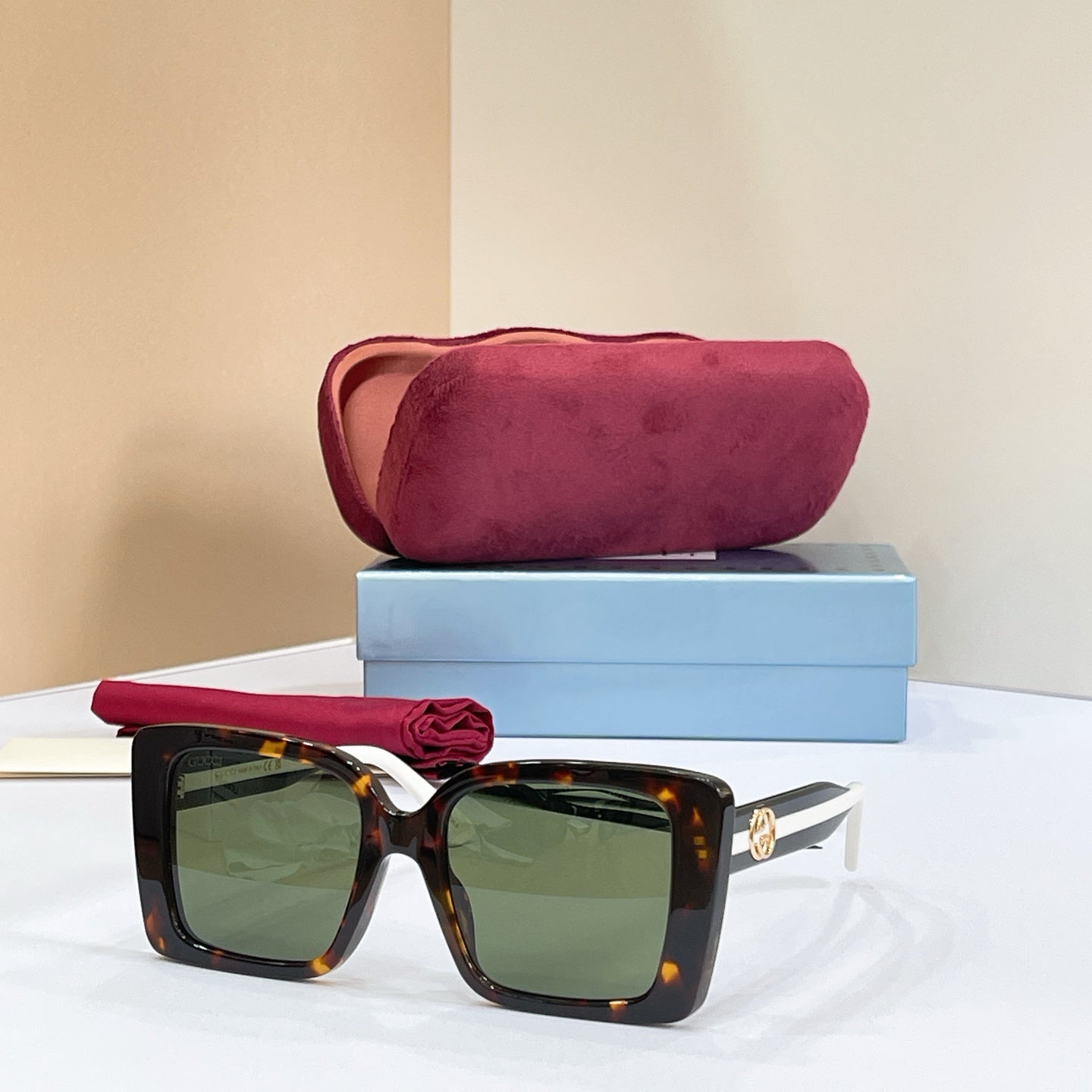 Gucci Sunglasses – GG1861S