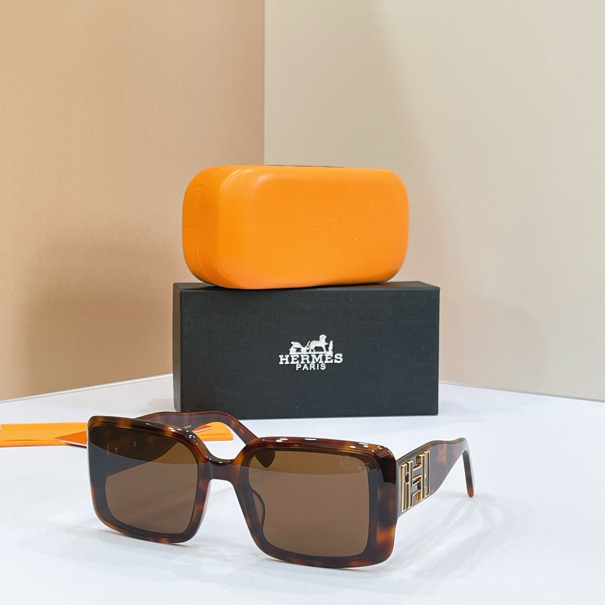 Hermès Sunglasses – 9713
