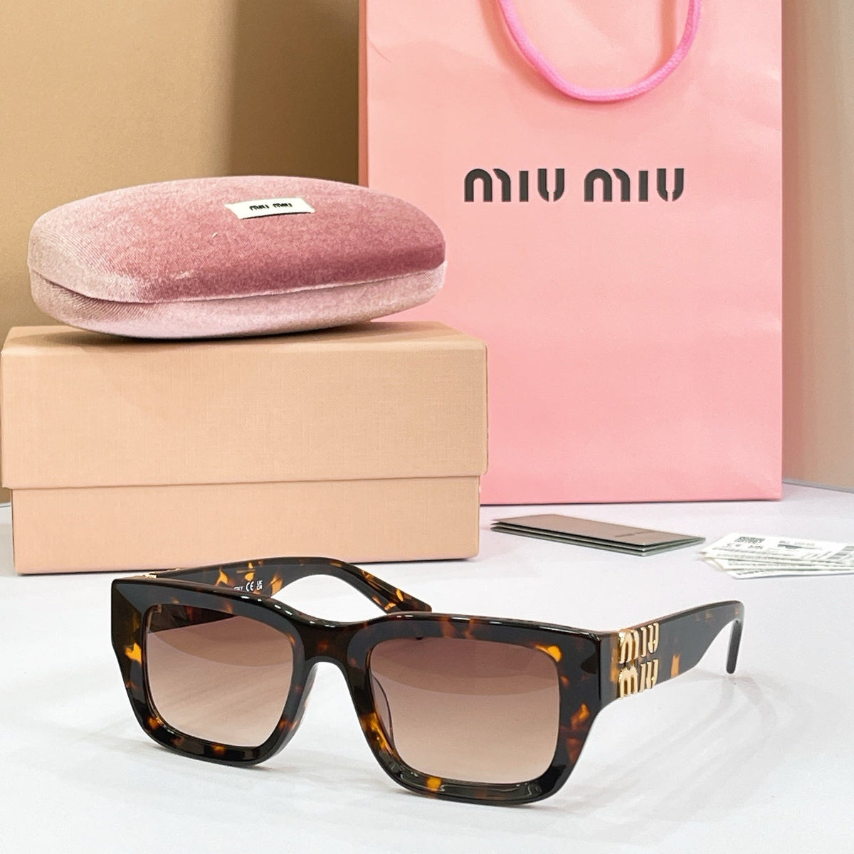 Miu Miu Sunglasses – MU C04S