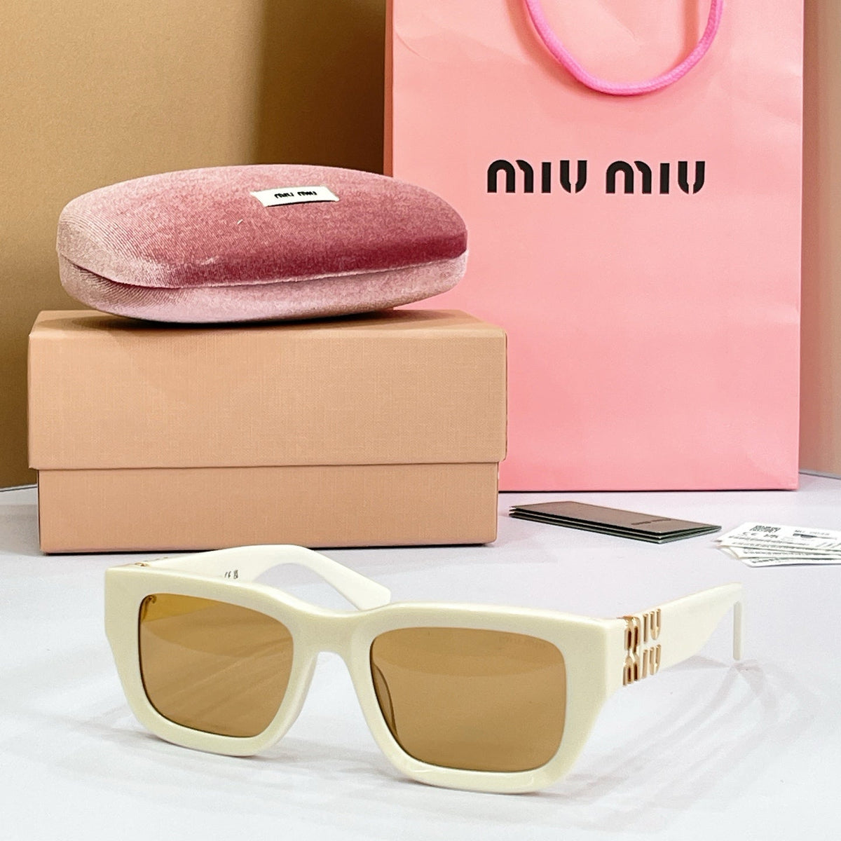 Miu Miu Sunglasses – MU C04S