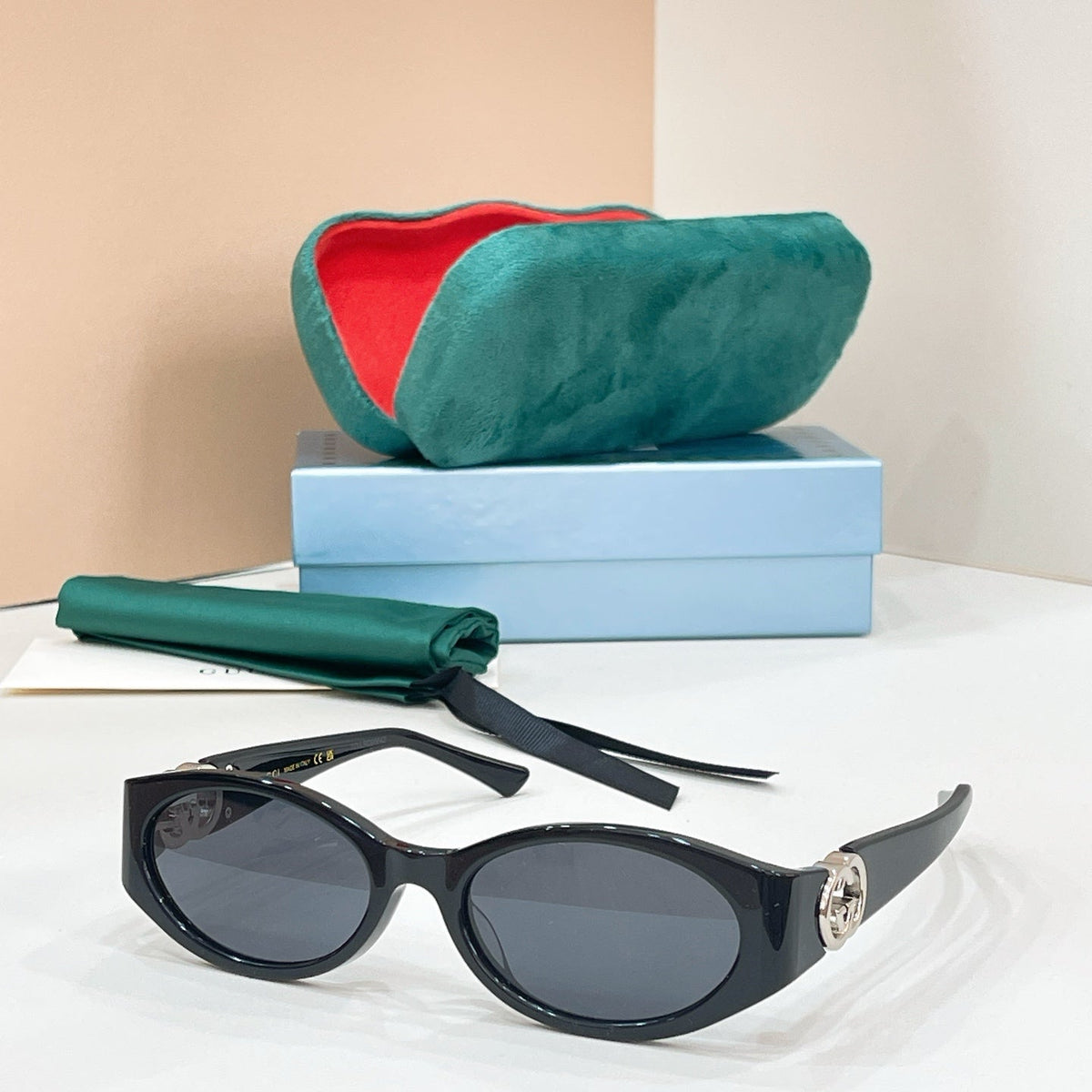 Gucci Sunglasses – GG1662SA