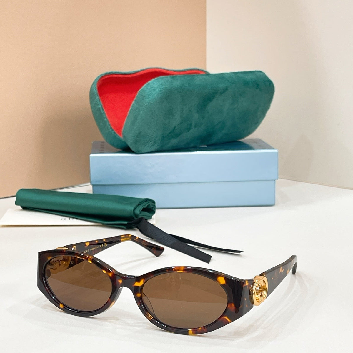 Gucci Sunglasses – GG1662SA