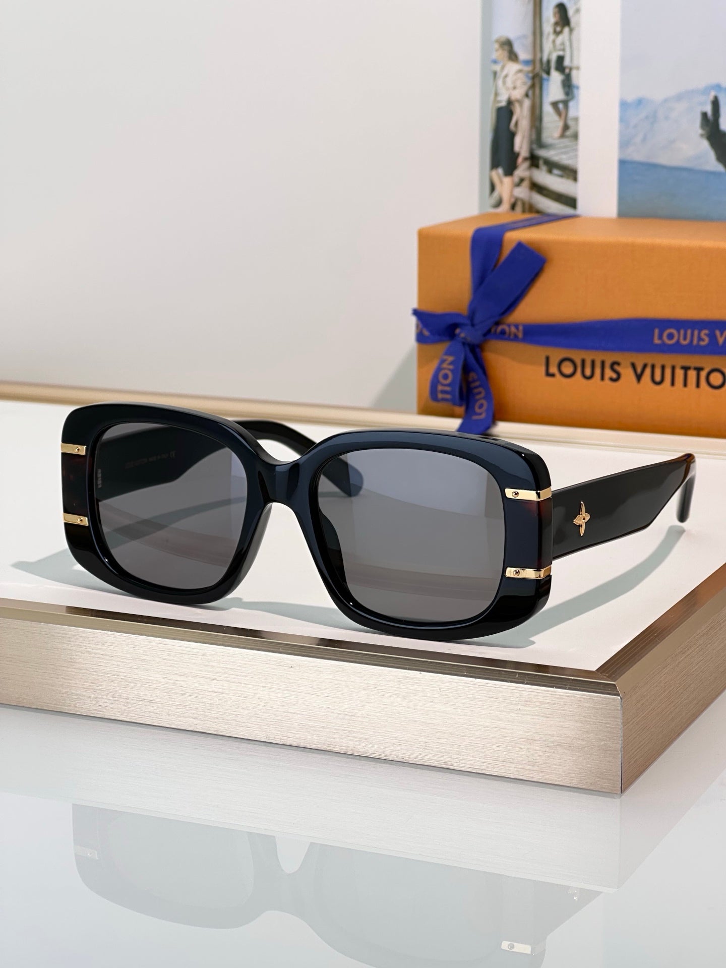 Louis Vuitton Sunglasses – Z2968W
