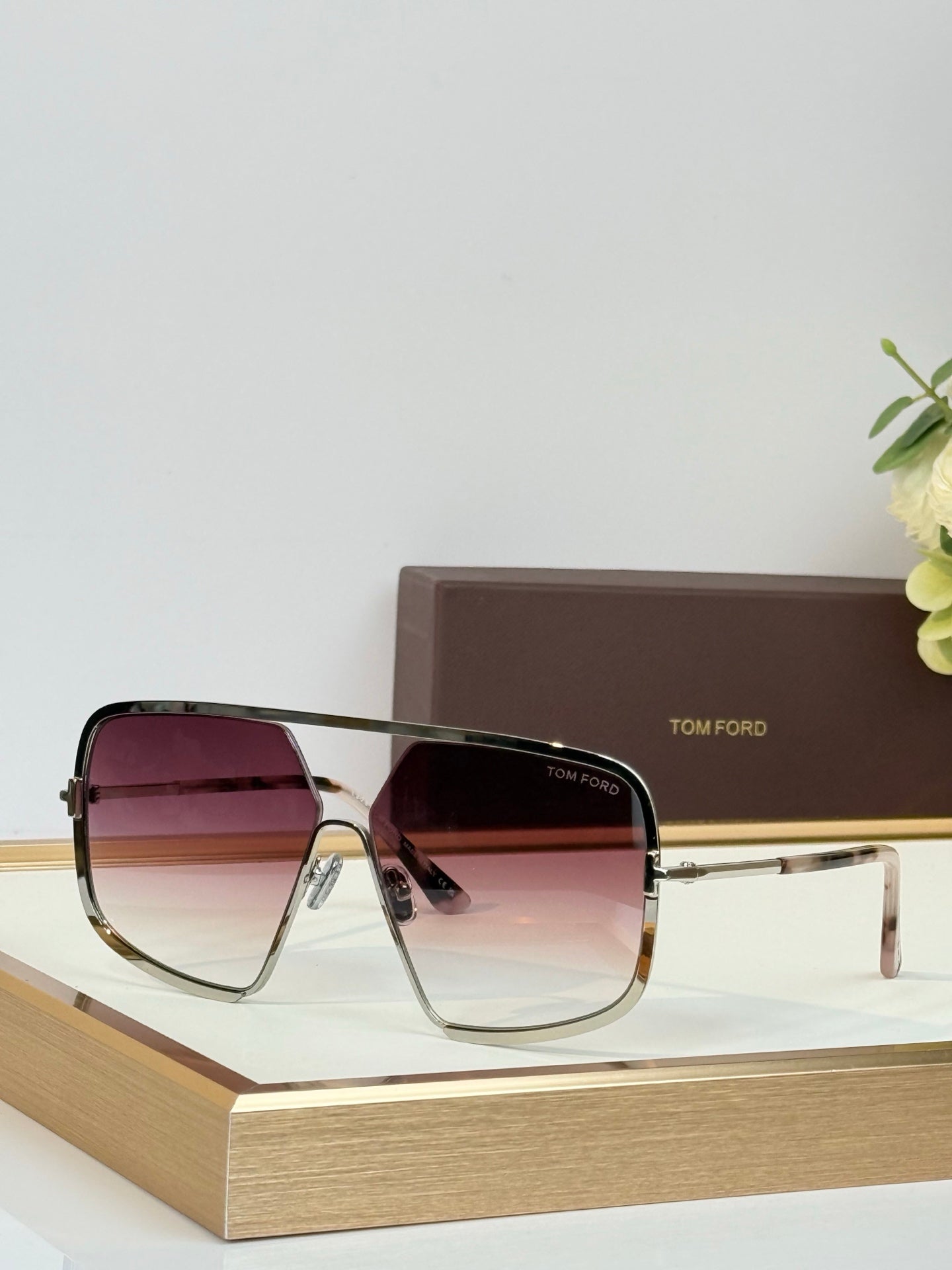 Tom Ford Sunglasses – Warren-02 (TF867)