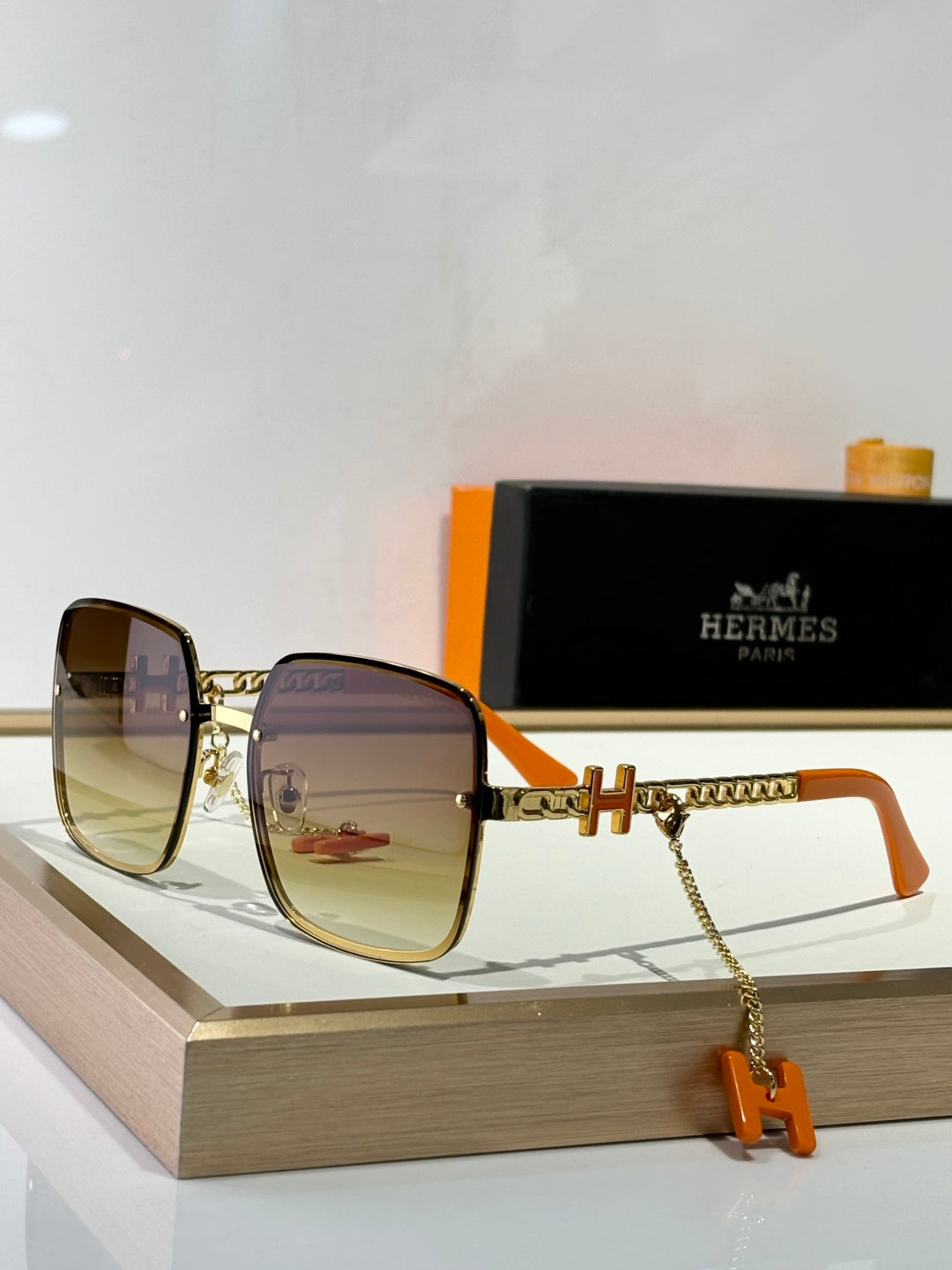 Hermès Sunglasses – 9196
