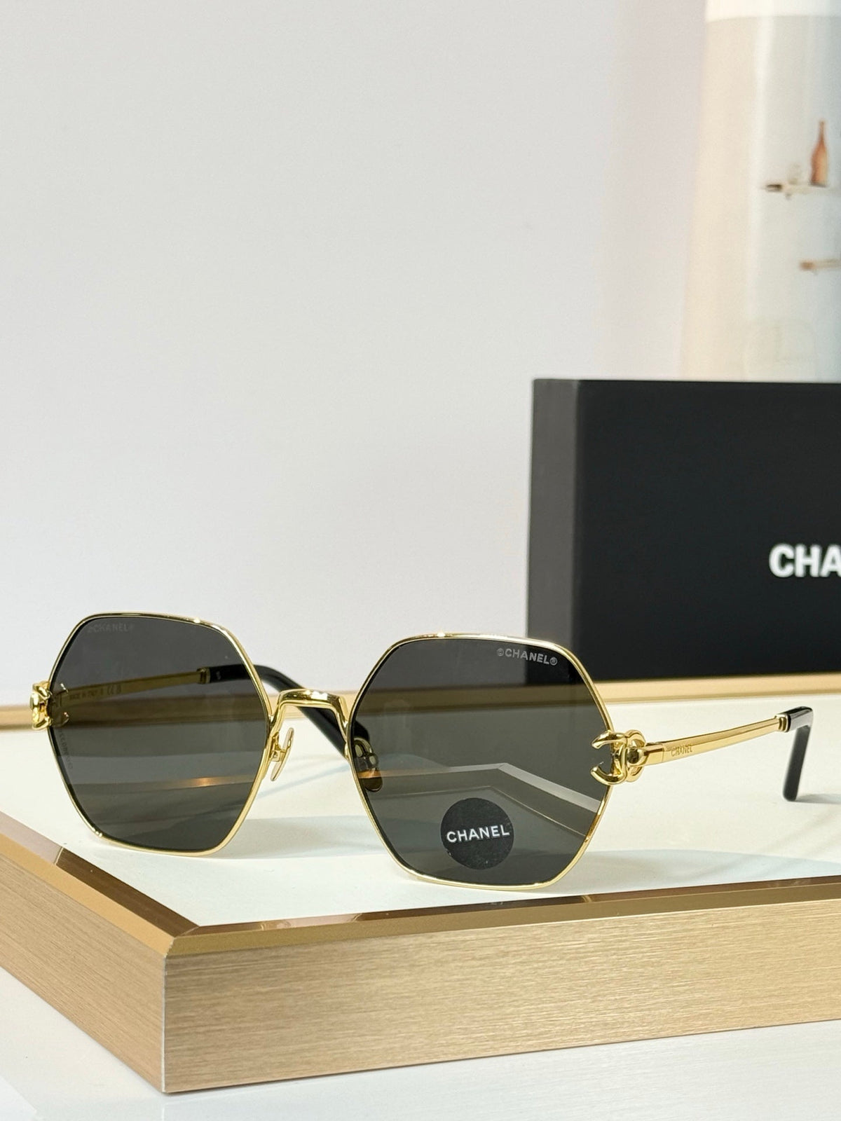 Chanel Sunglasses – CH2231