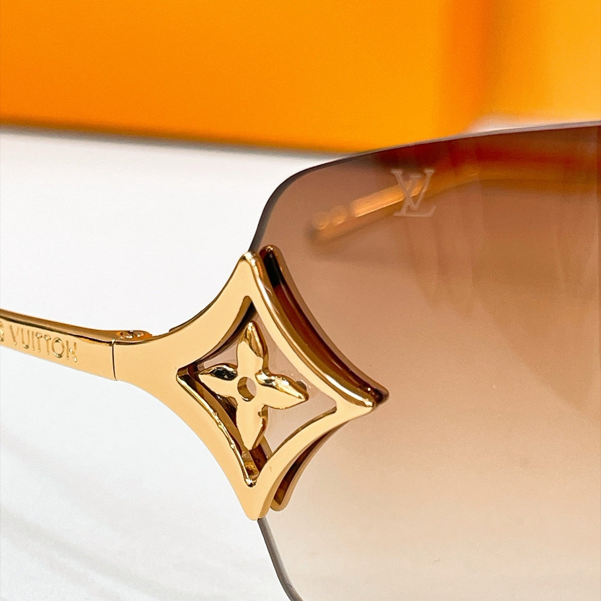 Louis Vuitton Sunglasses – Z3457U