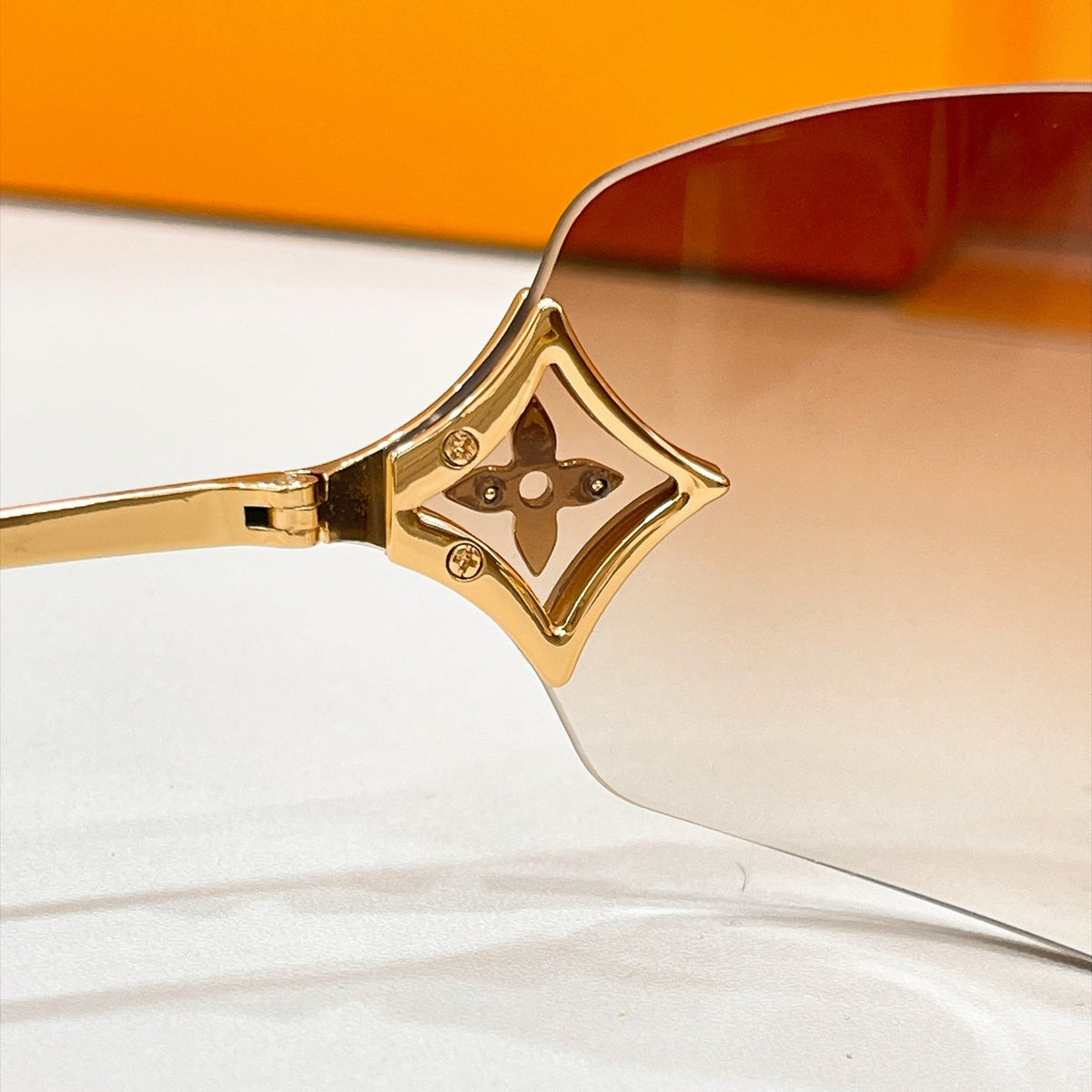 Louis Vuitton Sunglasses – Z3457U